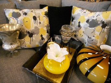 Modern pillows and vases